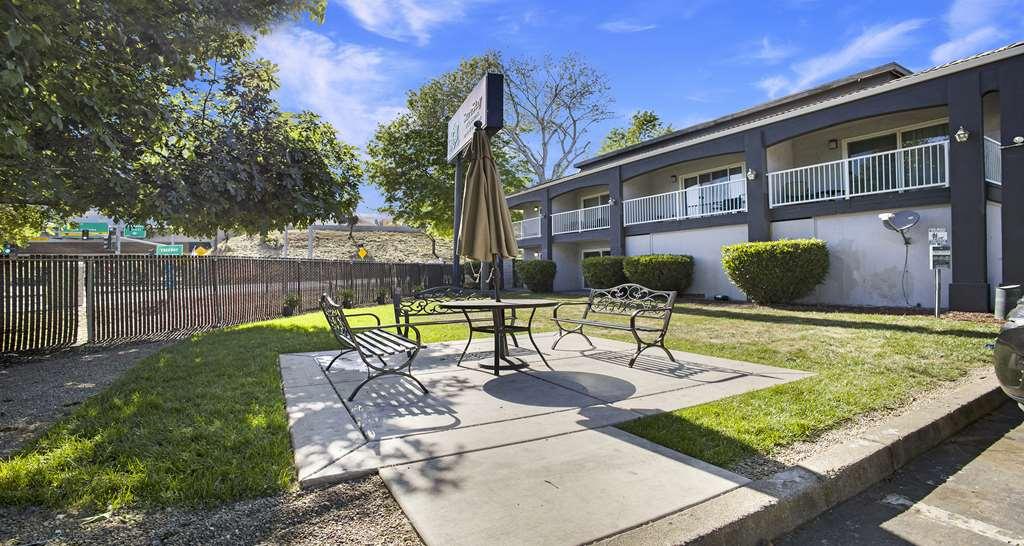Surestay Plus Hotel By Best Western Sacramento North Exterior foto