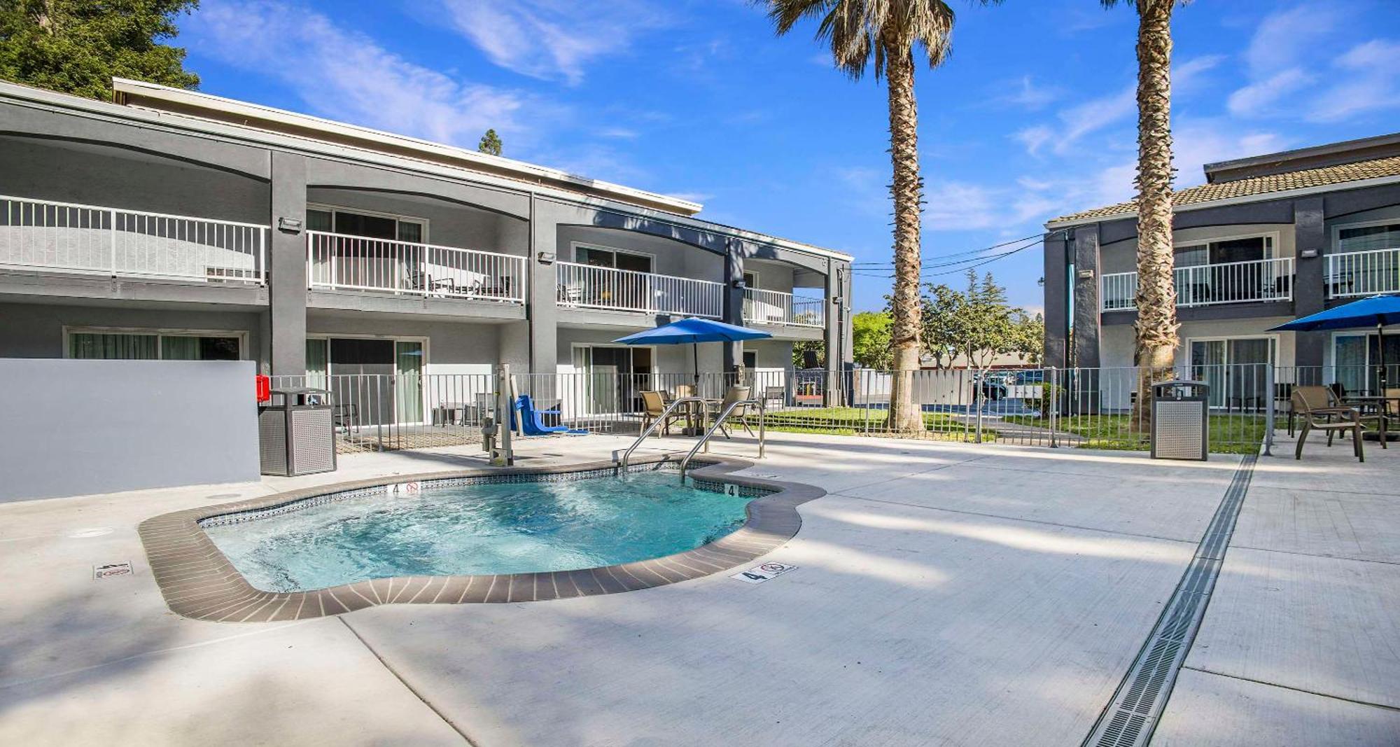 Surestay Plus Hotel By Best Western Sacramento North Exterior foto